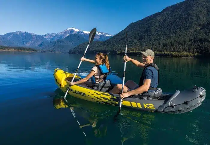 Vacances d’été : les raisons d’acheter un kayak gonflable